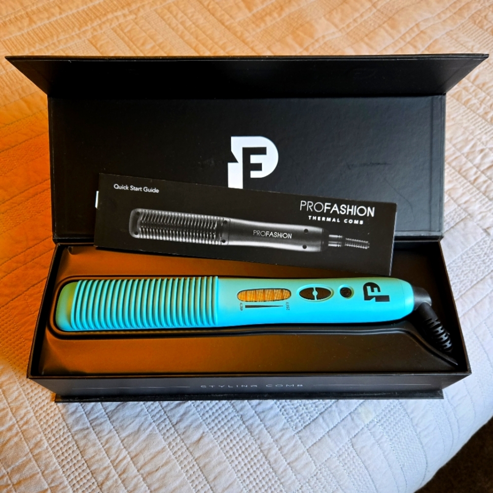 Profashion The Almighty Styling Comb, teal